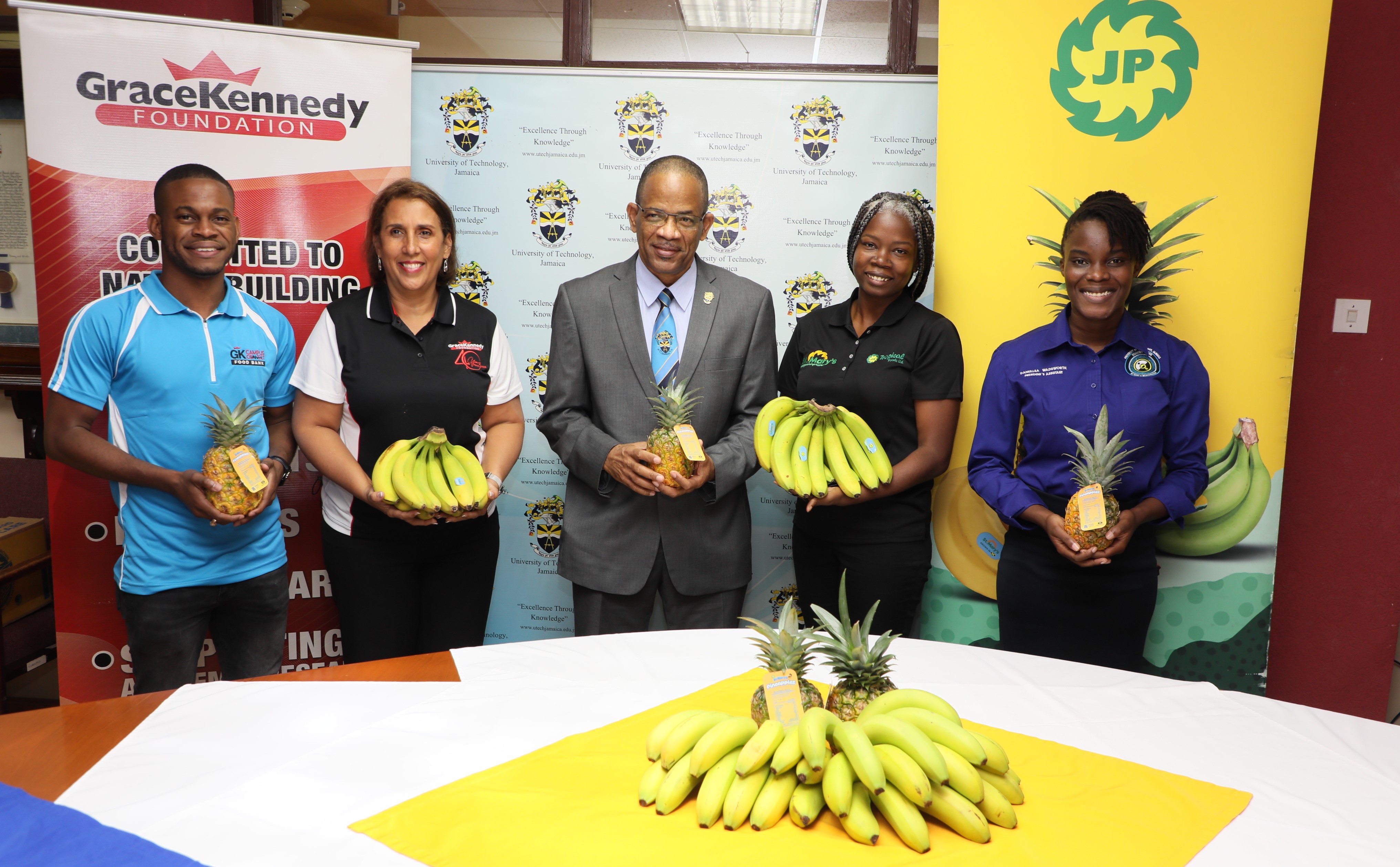 GK Campus Connect Food Bank at UTech, Jamaica Receives Fruitful Boost from JP Tropical Foods 