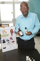 UTech, Jamaica Adjunct Professor Lawrence Williams Receives Patent for Anti-Cancer Drug