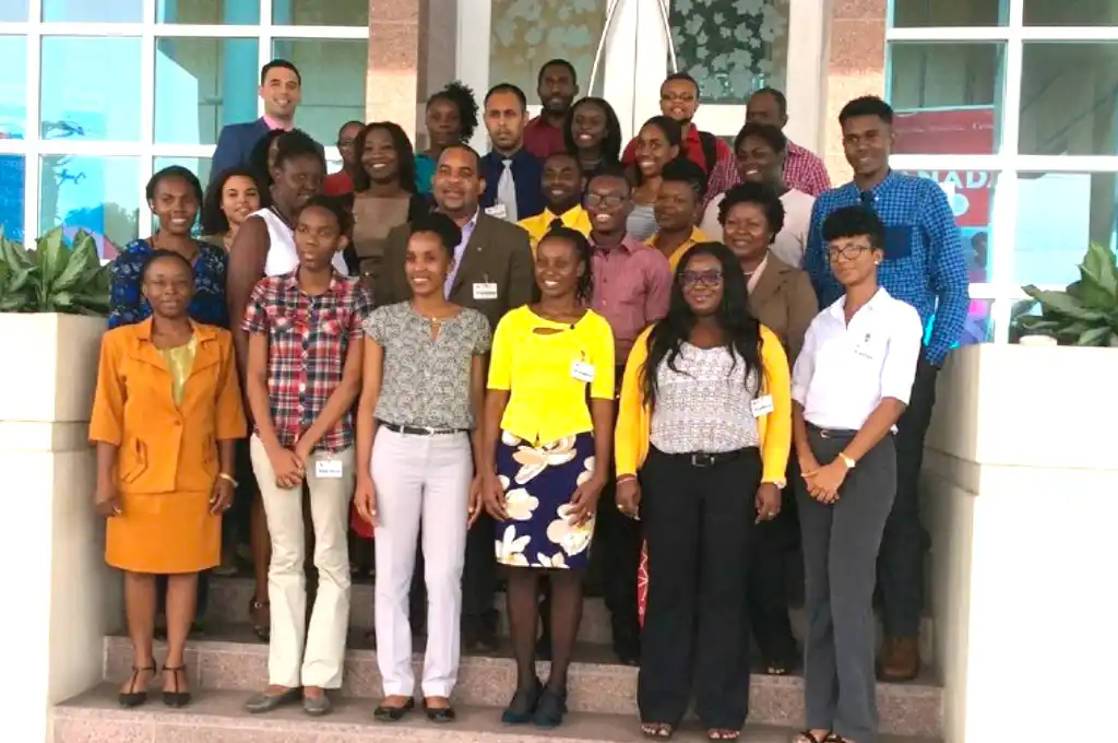 UTech Students and Management pose for group photograph